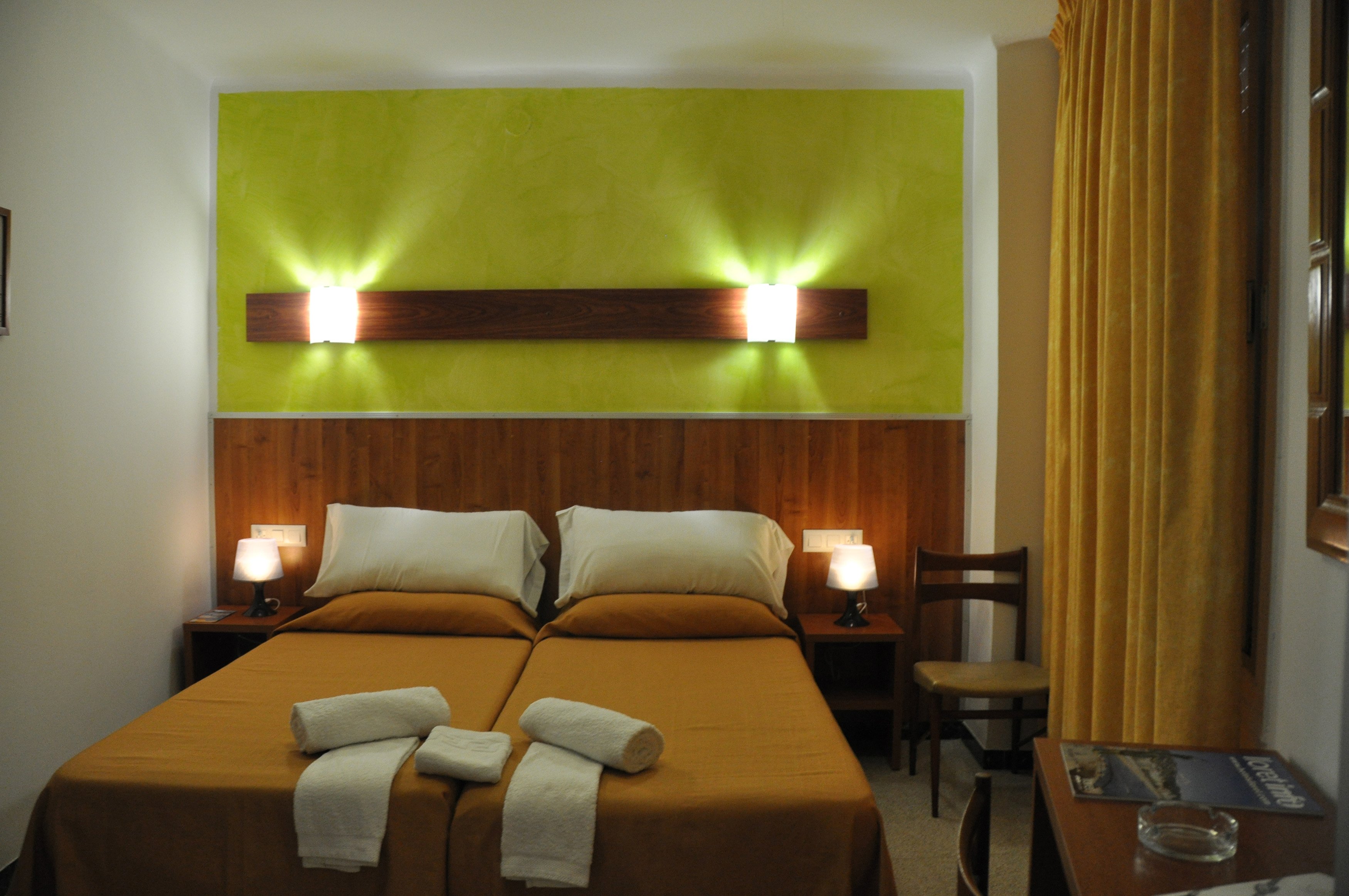 Double Room (indoor) with Private Bathroom 2